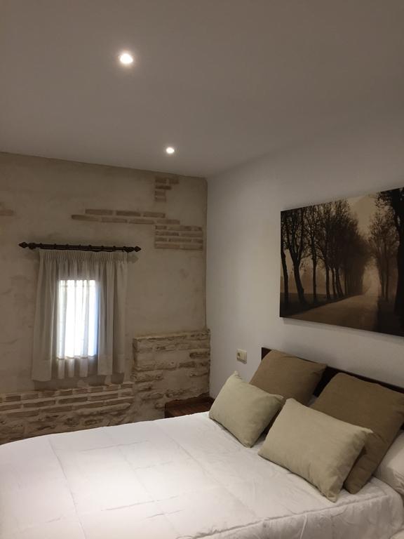 Teatro Rojas Ii Apartment